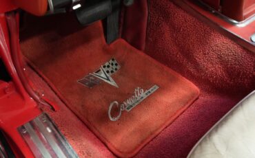 Chevrolet-Corvette-1965-Convertible-17