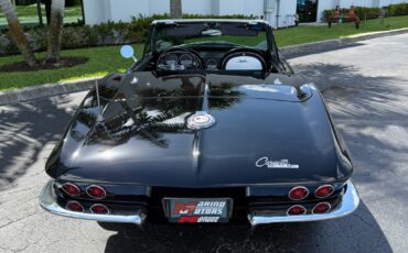 Chevrolet-Corvette-1965-Convertible-19
