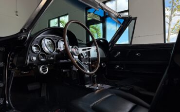 Chevrolet-Corvette-1965-Convertible-36
