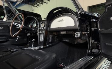 Chevrolet-Corvette-1965-Convertible-38