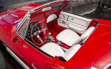 Chevrolet-Corvette-1965-Convertible-5