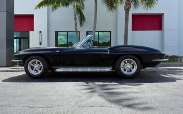 Chevrolet-Corvette-1965-Convertible-6
