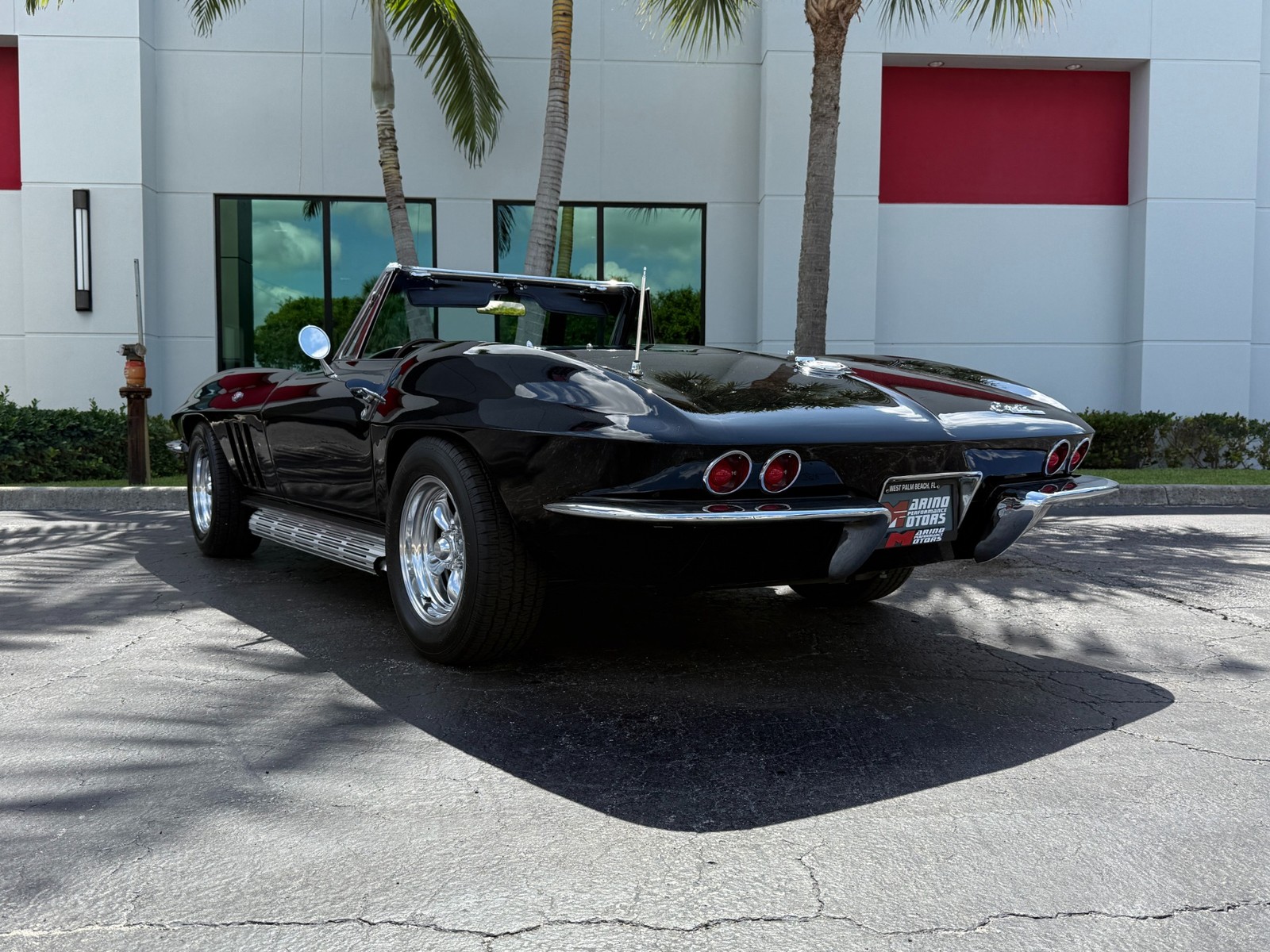 Chevrolet-Corvette-1965-Convertible-7