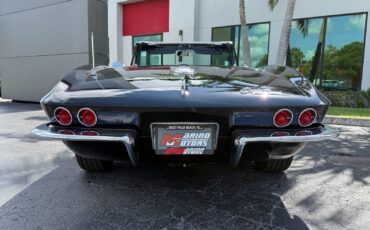 Chevrolet-Corvette-1965-Convertible-8