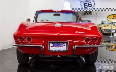 Chevrolet-Corvette-1965-Convertible-8