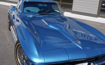 Chevrolet-Corvette-1965-Coupe-2