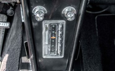 Chevrolet-Corvette-1965-Coupe-25