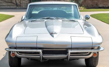 Chevrolet-Corvette-1965-Coupe-4
