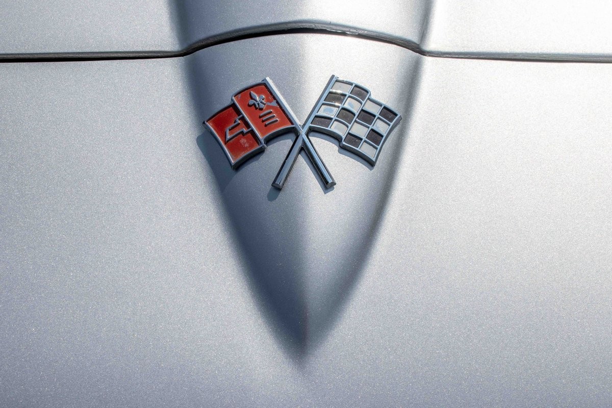 Chevrolet-Corvette-1965-Coupe-5