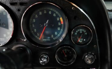 Chevrolet-Corvette-1965-Rally-Red-Black-18