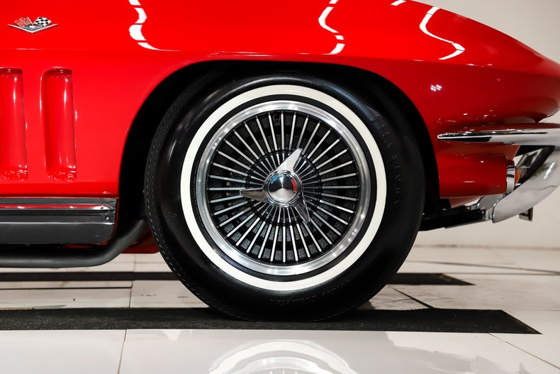 Chevrolet-Corvette-1965-Rally-Red-Black-33