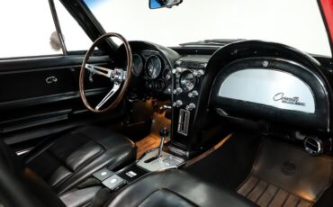Chevrolet-Corvette-1965-Rally-Red-Black-34