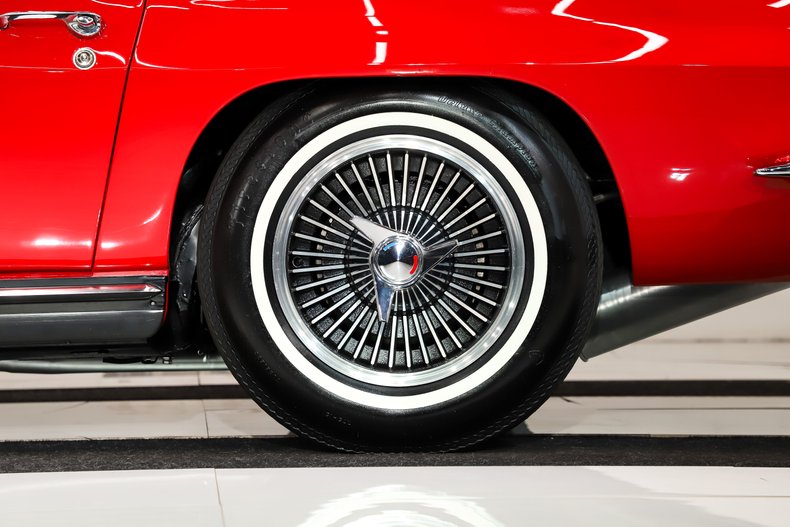 Chevrolet-Corvette-1965-Rally-Red-Black-48