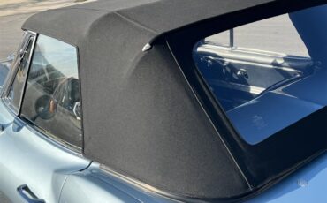 Chevrolet-Corvette-1965-SilverBlue-Black-1