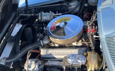 Chevrolet-Corvette-1965-SilverBlue-Black-12