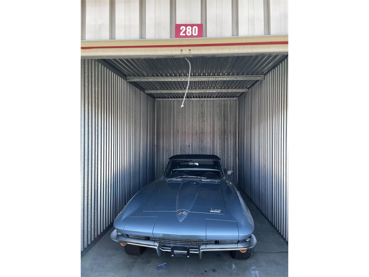 Chevrolet-Corvette-1965-SilverBlue-Black-7
