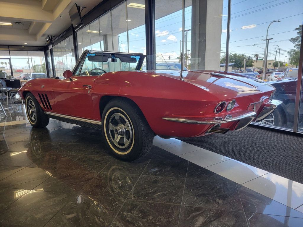 Chevrolet-Corvette-1966-1