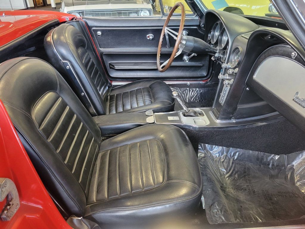 Chevrolet-Corvette-1966-10
