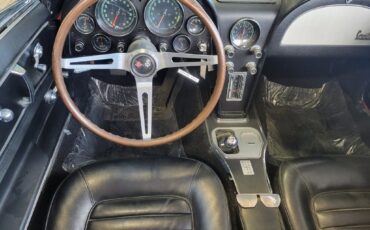 Chevrolet-Corvette-1966-7