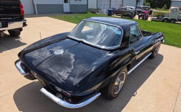 Chevrolet-Corvette-1966-Convertible-11