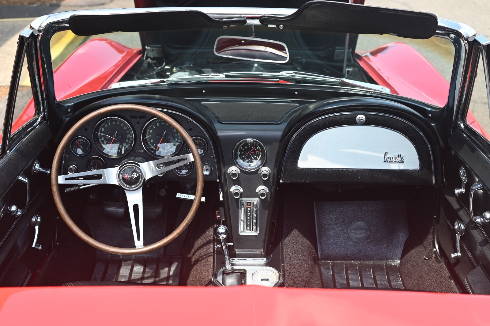 Chevrolet-Corvette-1966-Convertible-11