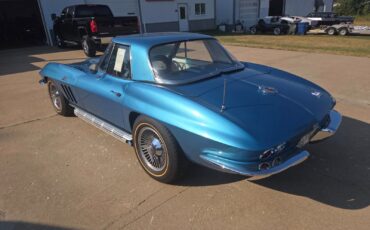 Chevrolet-Corvette-1966-Convertible-12