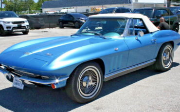 Chevrolet-Corvette-1966-Convertible-13