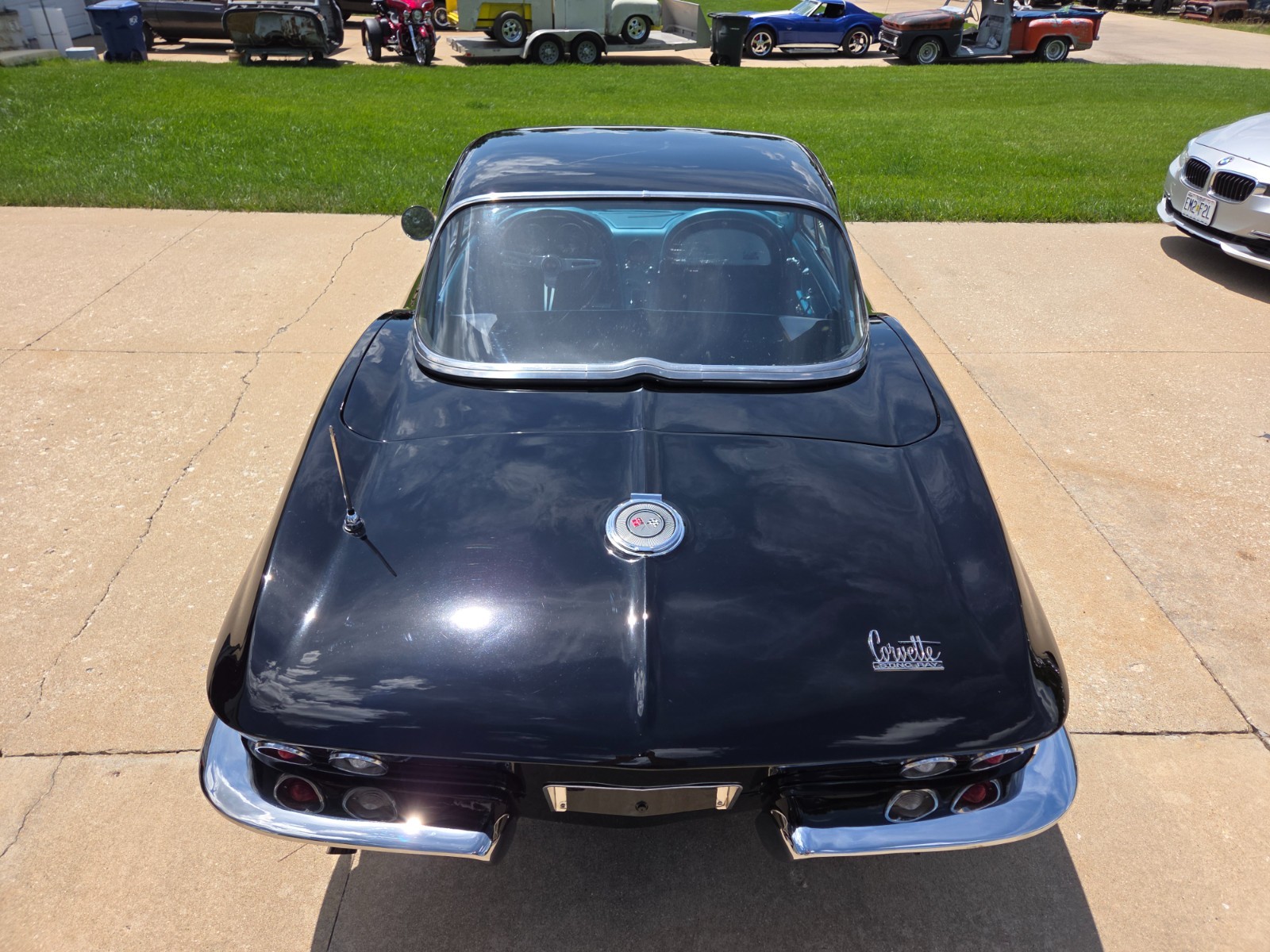 Chevrolet-Corvette-1966-Convertible-14