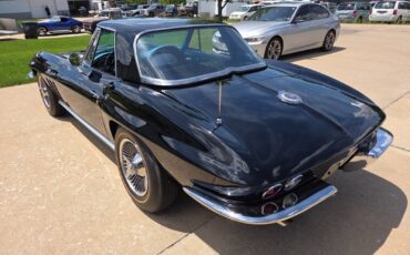 Chevrolet-Corvette-1966-Convertible-15