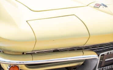 Chevrolet-Corvette-1966-Convertible-17