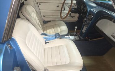 Chevrolet-Corvette-1966-Convertible-18