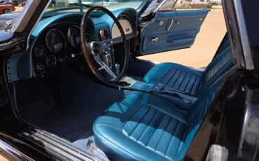 Chevrolet-Corvette-1966-Convertible-18