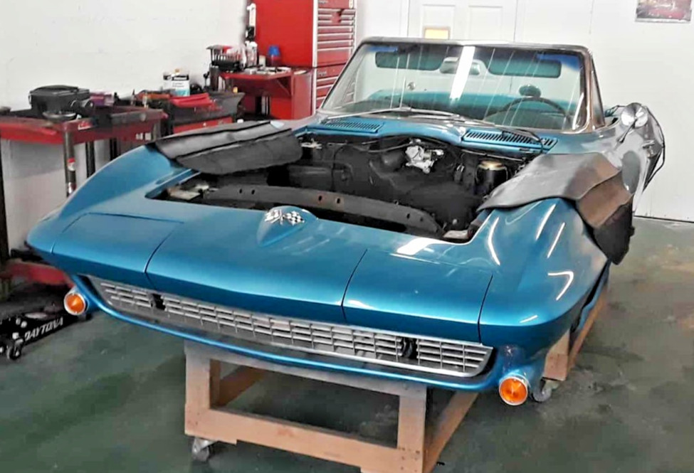 Chevrolet-Corvette-1966-Convertible-20