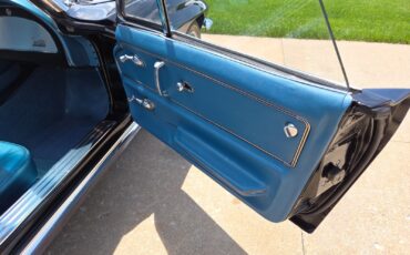 Chevrolet-Corvette-1966-Convertible-21