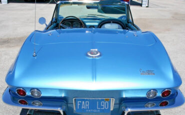 Chevrolet-Corvette-1966-Convertible-3