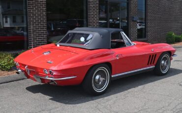 Chevrolet-Corvette-1966-Convertible-3