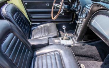 Chevrolet-Corvette-1966-Convertible-31