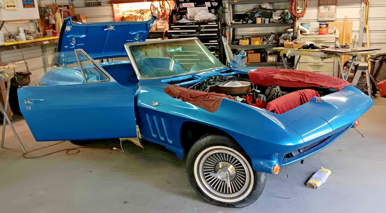Chevrolet-Corvette-1966-Convertible-36
