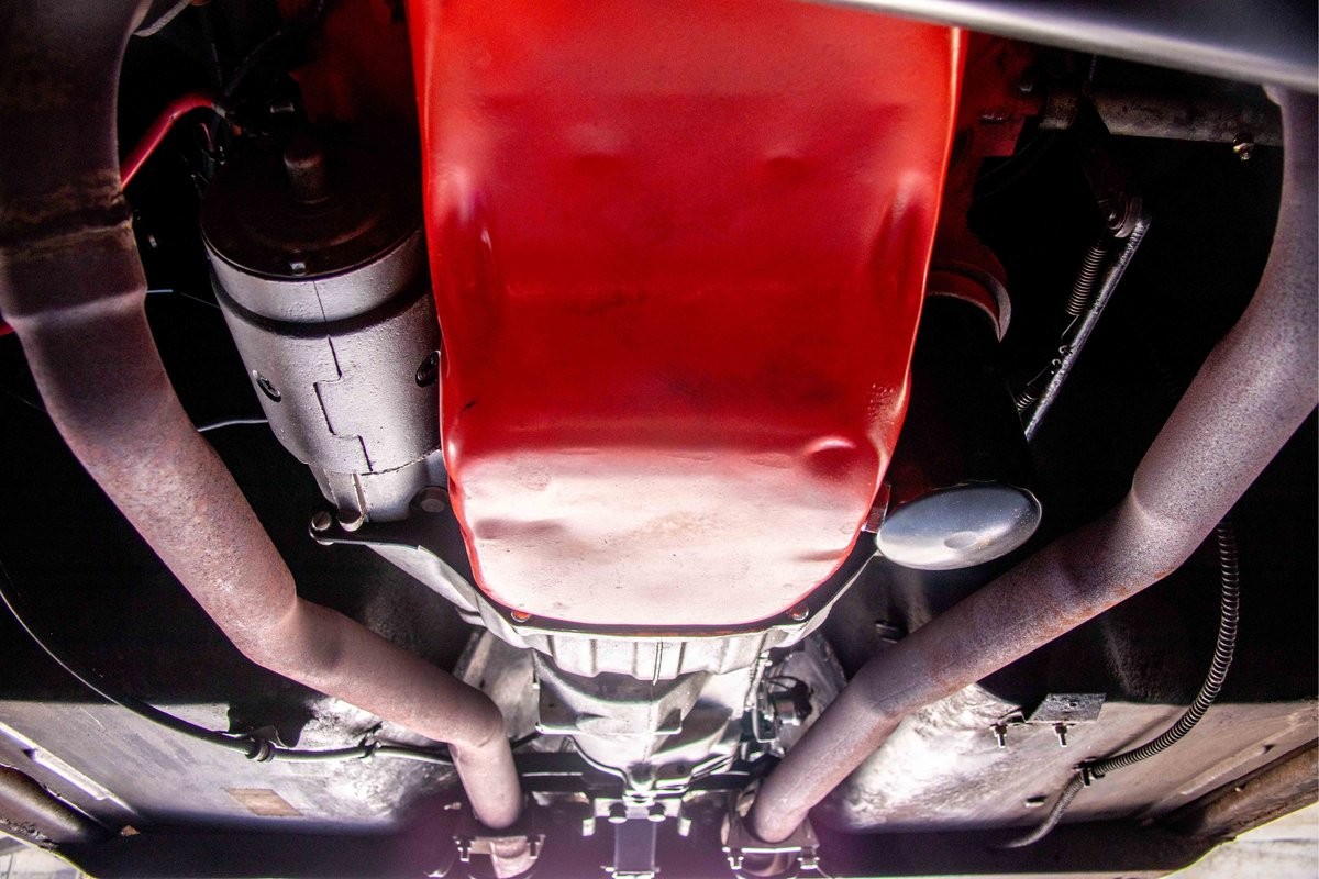 Chevrolet-Corvette-1966-Convertible-39