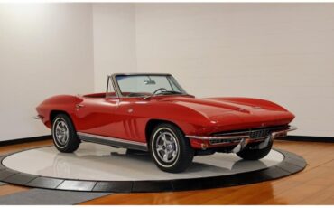 Chevrolet-Corvette-1966-Convertible-4