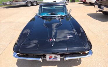 Chevrolet-Corvette-1966-Convertible-5