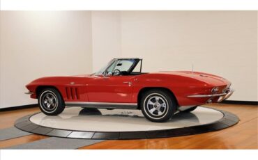Chevrolet-Corvette-1966-Convertible-8