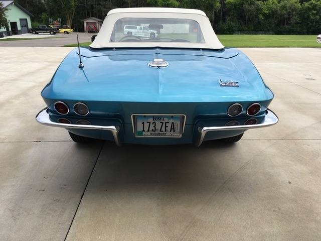 Chevrolet-Corvette-1966-Convertible-8