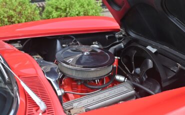 Chevrolet-Corvette-1966-Convertible-8