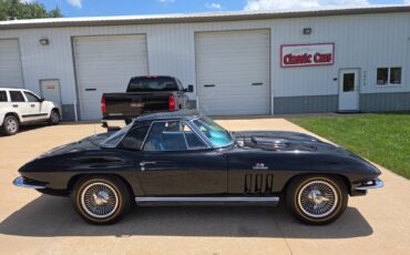 Chevrolet-Corvette-1966-Convertible-9
