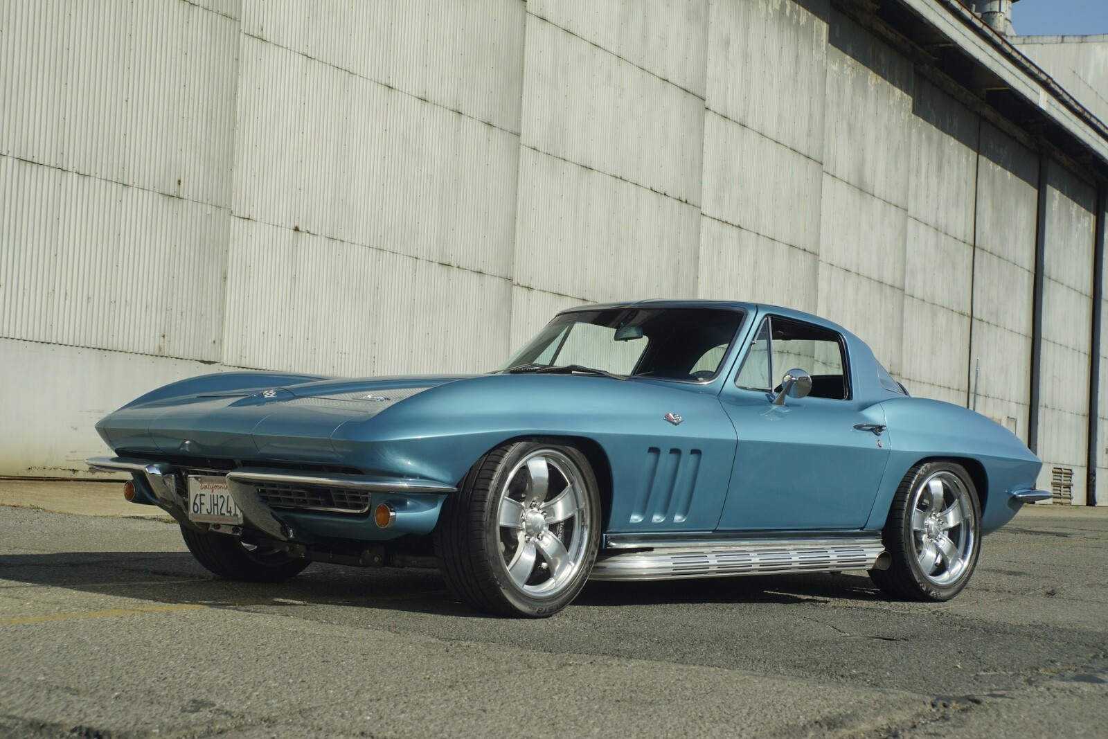 Chevrolet-Corvette-1966-Coupe-20