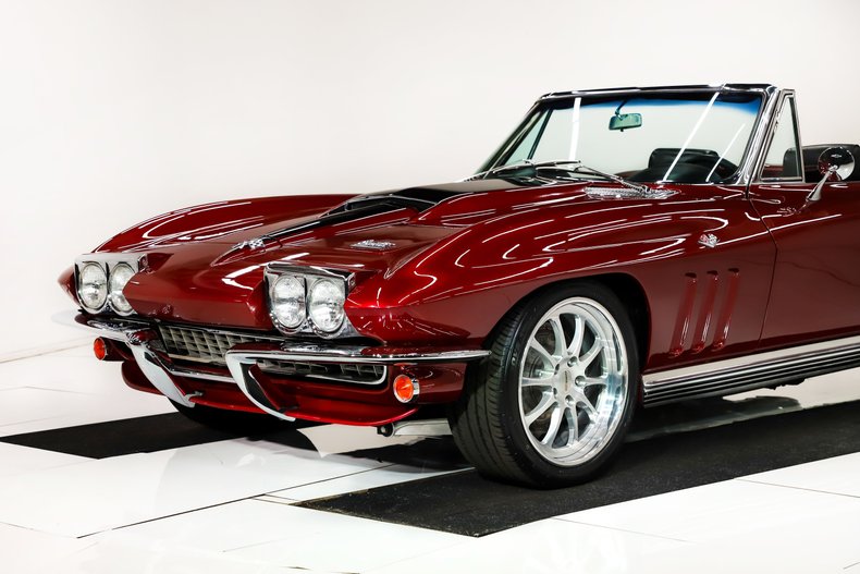 Chevrolet-Corvette-1966-Deep-Ruby-Black-11