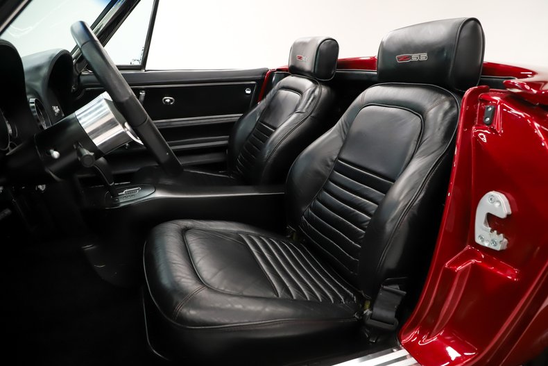 Chevrolet-Corvette-1966-Deep-Ruby-Black-12