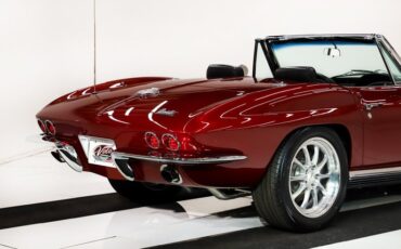 Chevrolet-Corvette-1966-Deep-Ruby-Black-18