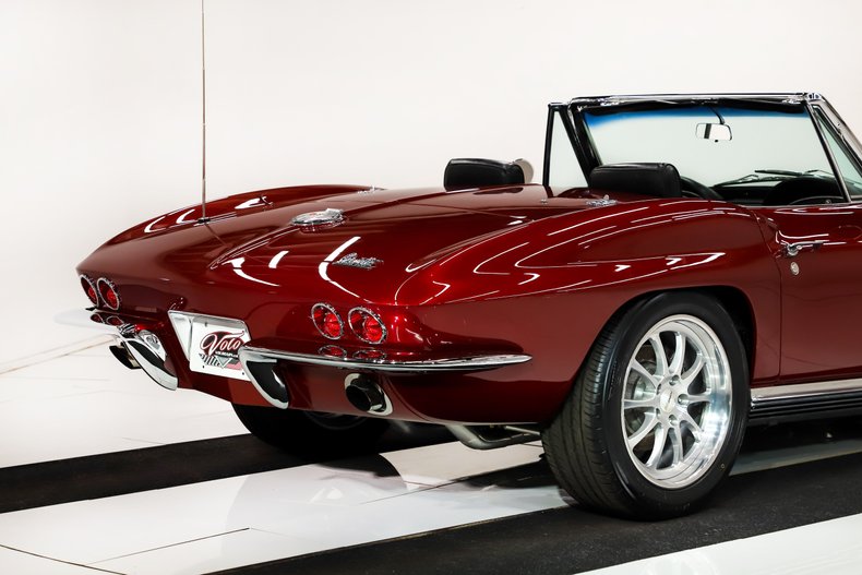 Chevrolet-Corvette-1966-Deep-Ruby-Black-18